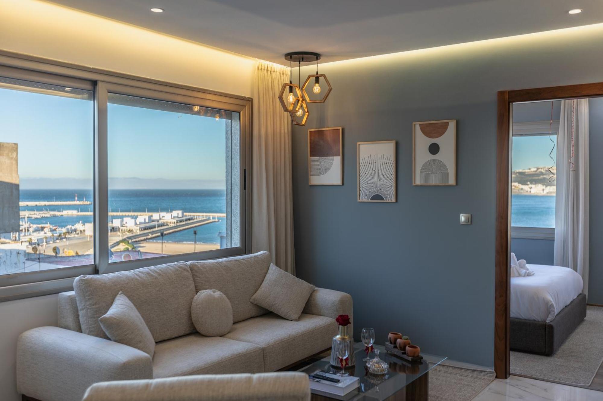 Marina View Residence Luxurious Studio Retreat With Stunning Ocean Views 1 Double Bedroom, 1 Convertible Couch Tanger Buitenkant foto