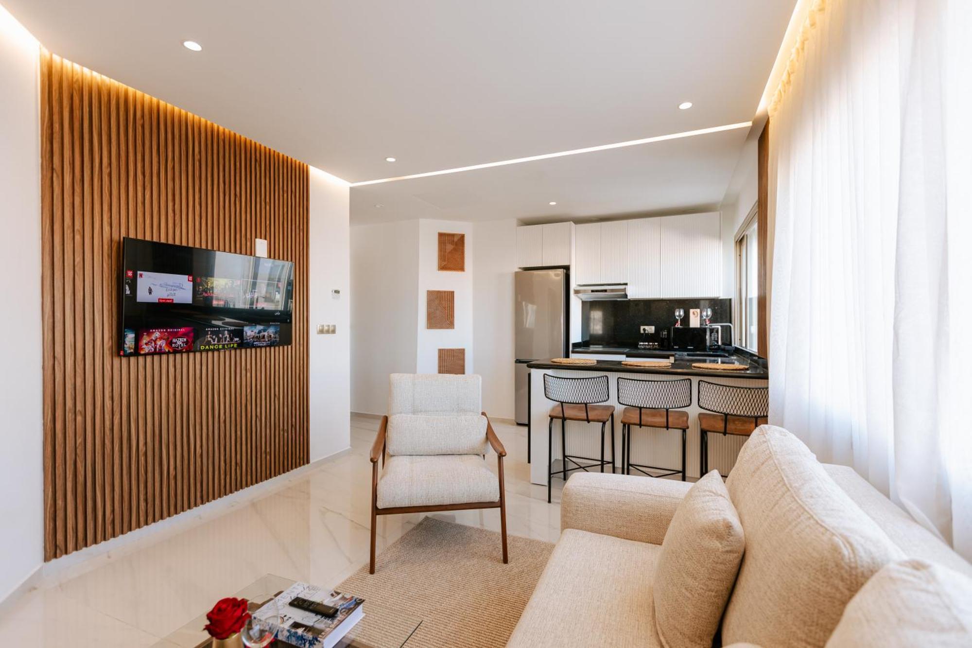 Marina View Residence Luxurious Studio Retreat With Stunning Ocean Views 1 Double Bedroom, 1 Convertible Couch Tanger Buitenkant foto